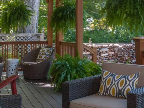 Bennington project - Little City rambler - front porch towards street